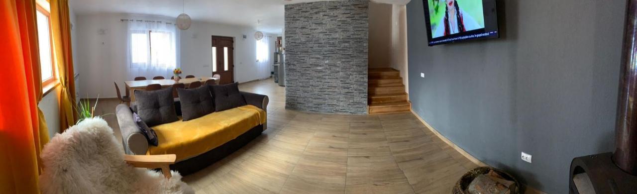 Cîrţişoara Casa Loredana מראה חיצוני תמונה