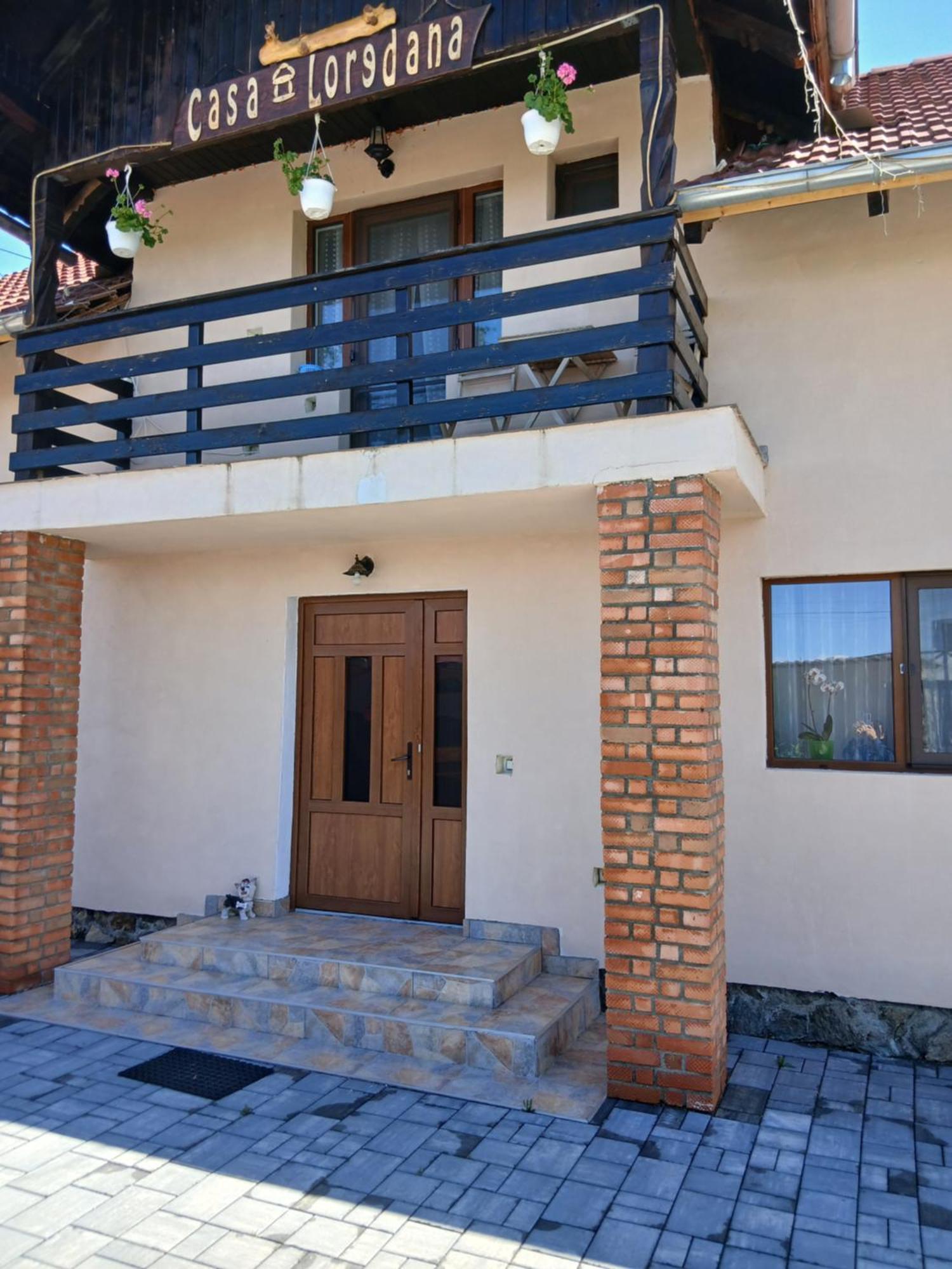 Cîrţişoara Casa Loredana מראה חיצוני תמונה
